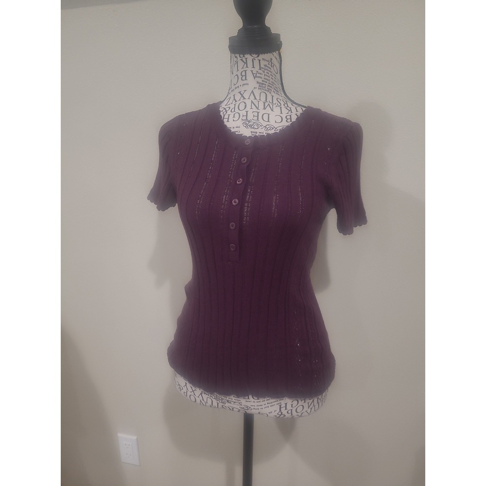 American Eagle women SZ S Short sleeve ribbed knit burgandy button front sweater - Picture 2 of 12